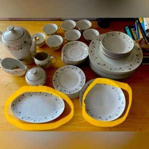 COPY - Moon mist china made from Japan. Set.